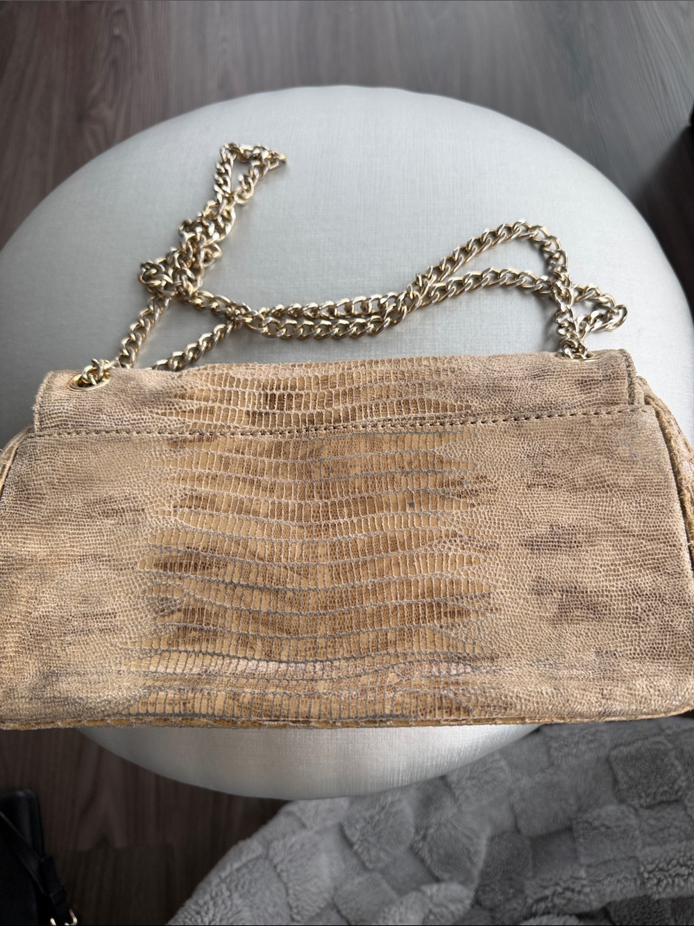 Michael Kors Tan Croc-Embossed Shoulder Bag with Gold Hardware - Picture 2 of 3